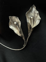 Blooming Lily Collar