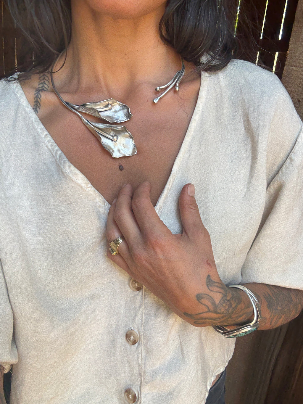 Blooming Lily Collar