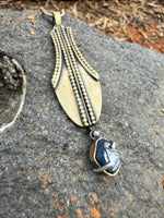 Record Keeper Saphire Vessel Amulet