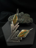 Royston Ribbon Daggers (#3)